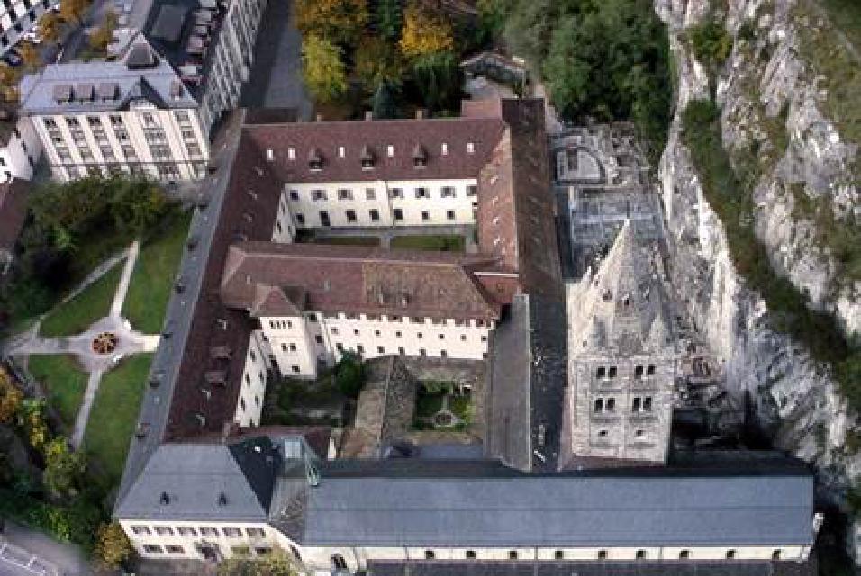 La RTS au cœur de l’Abbaye de Saint-Maurice du 1er au 24 décembre 2014 ...